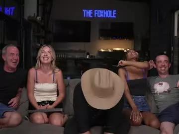 blondefoxsilverfox on Chaturbate