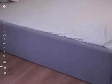 blue_bow on Chaturbate