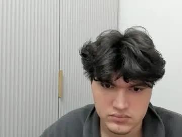 bondistar on Chaturbate