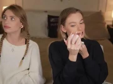 bright_diamonds_054 on Chaturbate