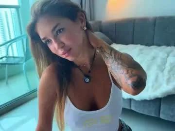 canikissyou_ on Chaturbate