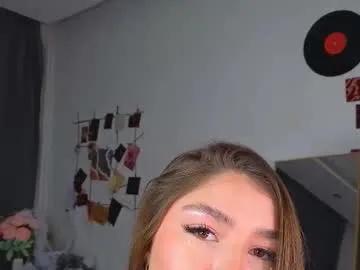 caroline_brown0 on Chaturbate