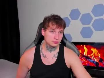 chris_tyson on Chaturbate