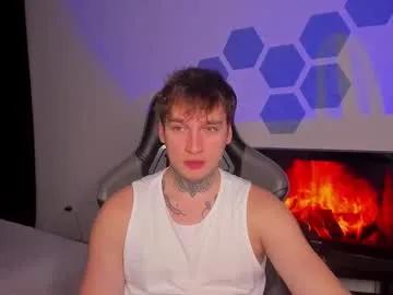 chris_tyson on Chaturbate