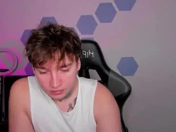 chris_tyson on Chaturbate