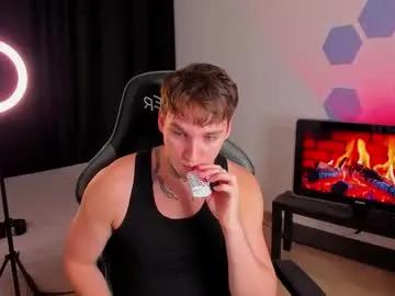 chris_tyson on Chaturbate