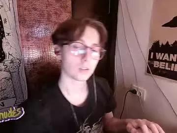 cosmonudes on Chaturbate