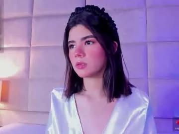 crystalsync on Chaturbate