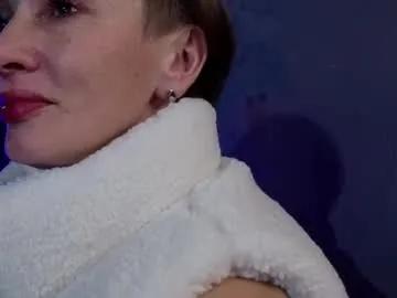 dorothy_meyer on Chaturbate