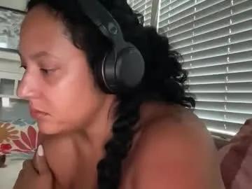 dreamyriri on Chaturbate