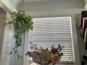 dreamyriri on Chaturbate