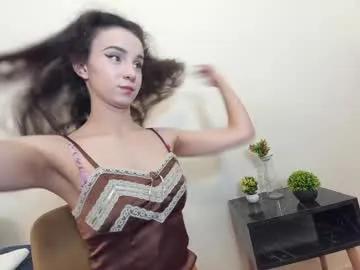 ehotlovea on Chaturbate