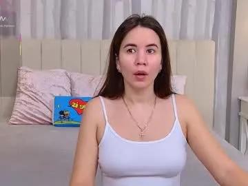 ellaander on Chaturbate