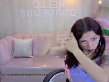 elody_a on Chaturbate