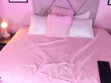 emilyh_ on Chaturbate