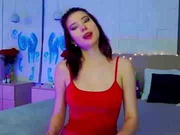 emma_plux on Chaturbate