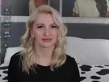 eva__summers on Chaturbate