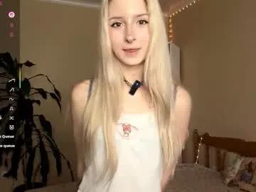 evaqt — Hi! im Eva and im #new here! GOALTake off bra under topLove pattern 222tk #18 #skinny #shy #lovense [255 tokens remaining]
