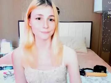 fleximona on Chaturbate