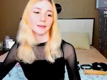 fleximona on Chaturbate