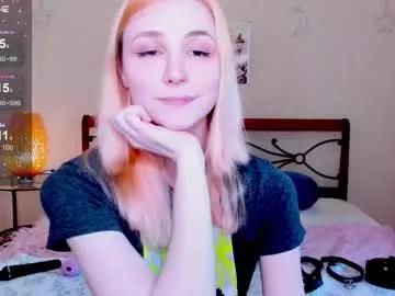 fleximona on Chaturbate