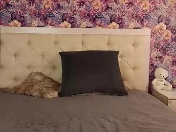 freyabyrne on Chaturbate