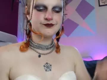friskyflowers on Chaturbate