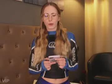 girl_i_am on Chaturbate