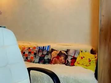 gloria_wood on Chaturbate