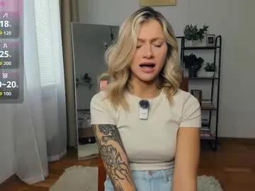 glossybabe_ on Chaturbate