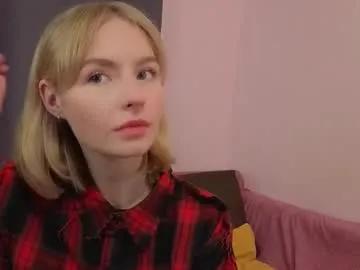 gwenkevwitch — goal : for a good start to the stream  <3 My name is Jannie and im very new here!! ^^  #shy #blonde #feet #young #new [55 tokens remaining]