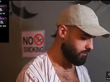 hairyrobxxx on Chaturbate