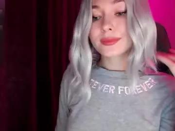 hey_nora_ on Chaturbate