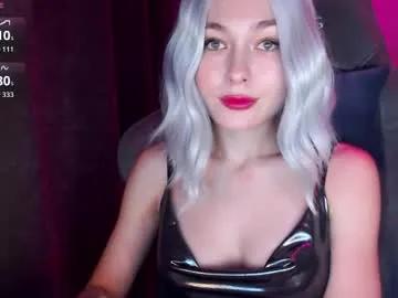 hey_nora_ on Chaturbate