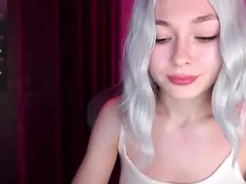 hey_nora_ on Chaturbate