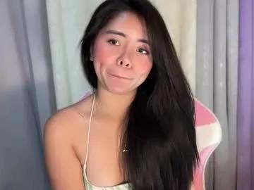 hotloveaxx on Chaturbate