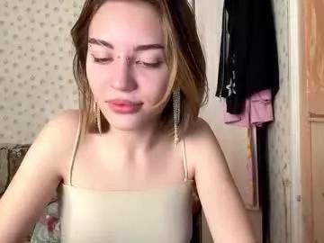 hsiuscherich — GOAL: Hooter sexy shorts teasing Hi I'm #new at CB ! Welcome! #shy #18 #blonde #petite [66 tokens remaining]