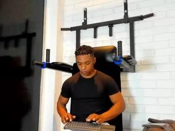 italomoore on Chaturbate