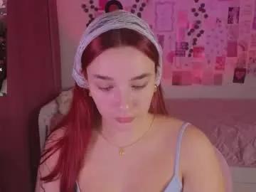 iwi_wi_wi on Chaturbate