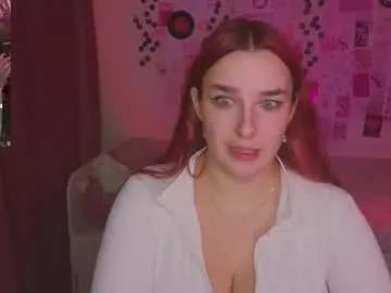 iwi_wi_wi on Chaturbate