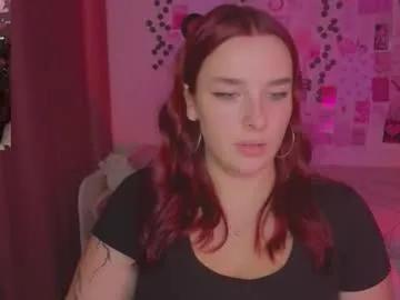iwi_wi_wi on Chaturbate