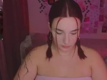 iwi_wi_wi on Chaturbate