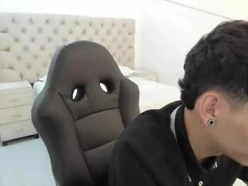 jhoanleandro on Chaturbate