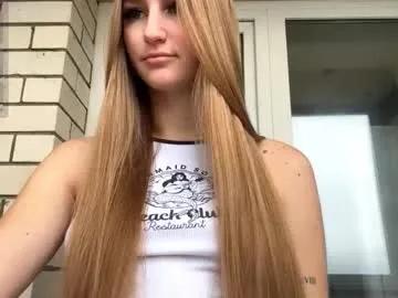 jinnyjaquins — GOAL: make my top shorter [77 tokens remaining] Hi everyone my name is Jinny #lovense #skinny #18 #young #blonde