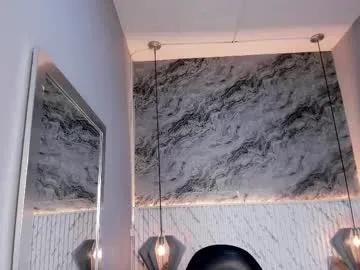 julieth_brown_ on Chaturbate