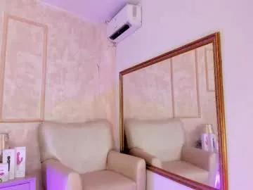 keirahartz — Today I want to pamper you while you make me wet. let yourself be carried away by my mischief  - Multi Goal: fuck pussy + cum [399tk each Goal]  #anal #fuckmachine #tease #petite #18