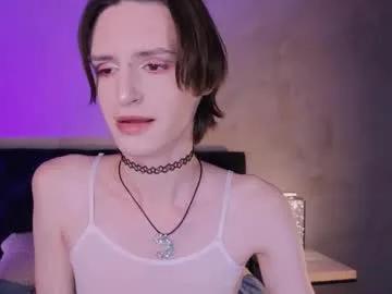 kira_long on Chaturbate