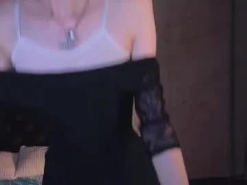 kira_long on Chaturbate