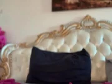 kiradivine on Chaturbate