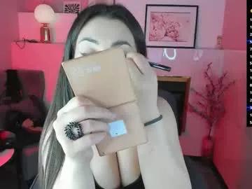 kylie_mellow on Chaturbate